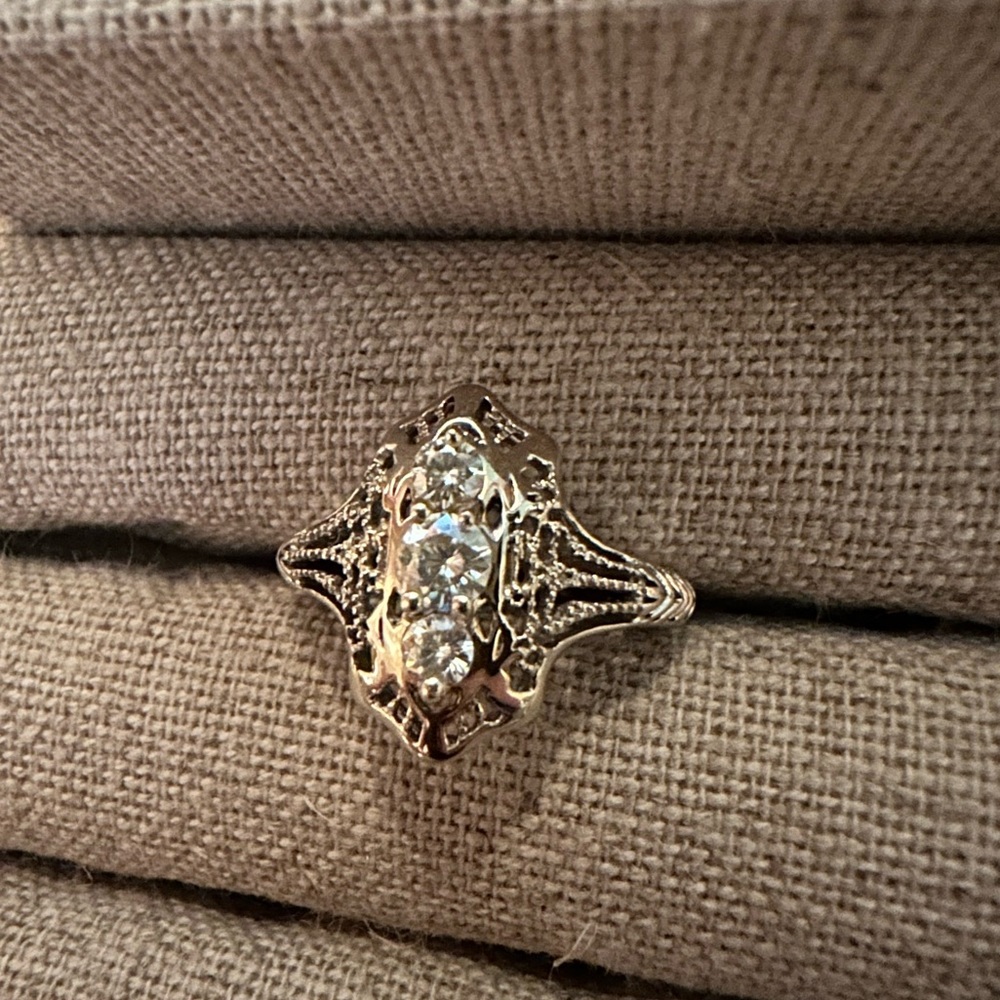 Charles & Colvard White Gold .75 Moissanite Ring New! 6